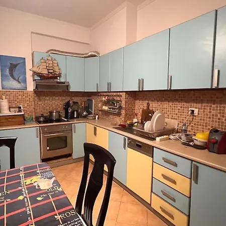 아파트 House *